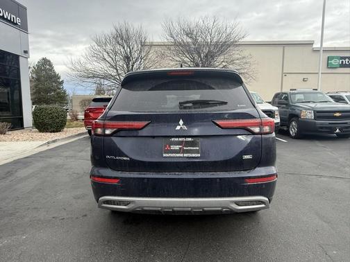2022 Mitsubishi Outlander SEL