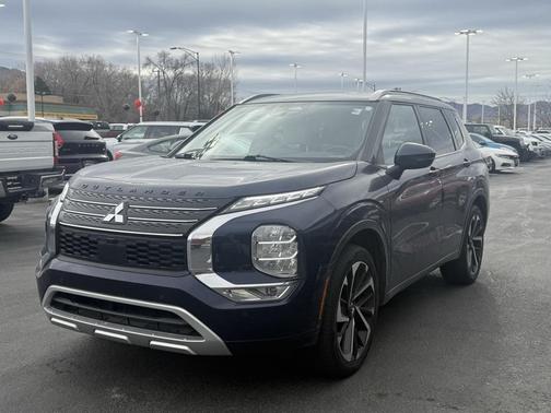 2022 Mitsubishi Outlander SEL