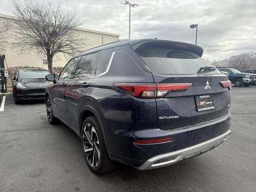 2022 Mitsubishi Outlander SEL