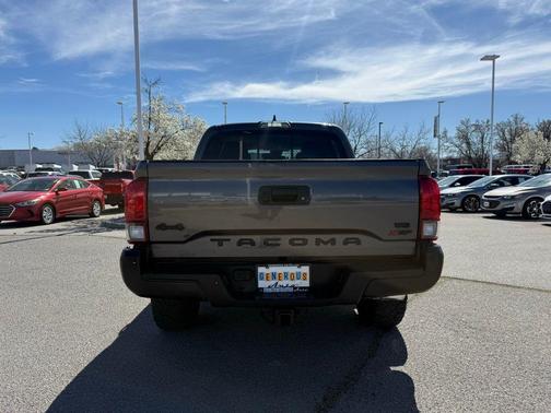 2018 Toyota Tacoma SR5
