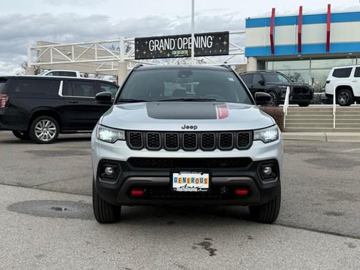 2024 Jeep Compass Trailhawk