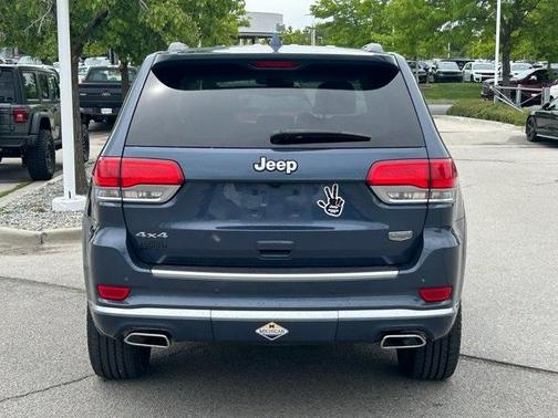 2021 Jeep Grand Cherokee Summit