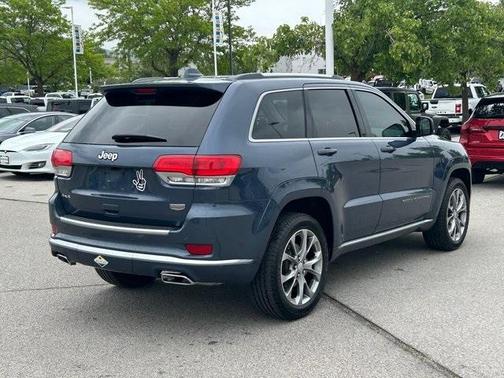 2021 Jeep Grand Cherokee Summit