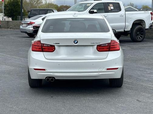 White Metallic 2015 BMW 328 i xDrive