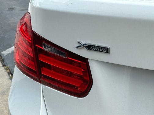 White Metallic 2015 BMW 328 i xDrive