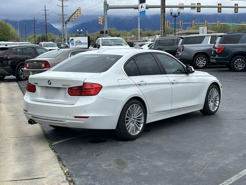 White Metallic 2015 BMW 328 i xDrive