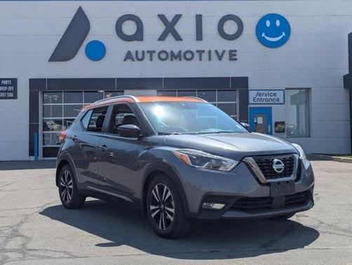 2020 Nissan Kicks SR