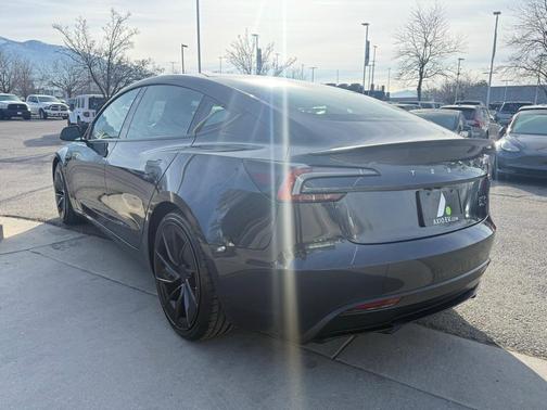 2024 Tesla Model 3 Performance