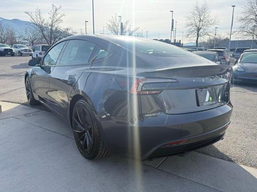 2024 Tesla Model 3 Performance