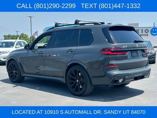 Gray Metallic 2026 BMW X7 xDrive40i