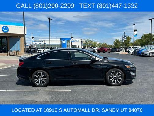 Mosaic Black Metallic 2023 Chevrolet Malibu RS