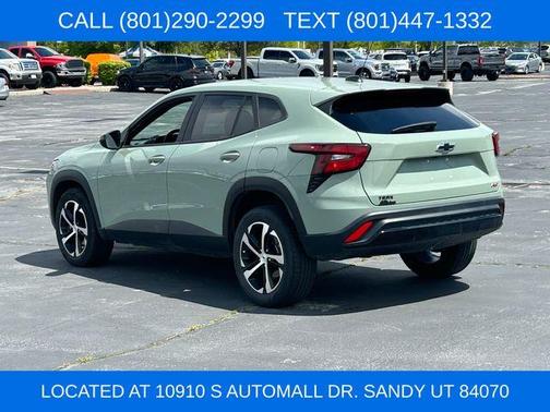 Green 2024 Chevrolet Trax 1RS