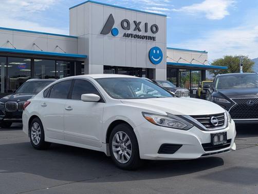 Glacier White 2017 Nissan Altima 2.5 S