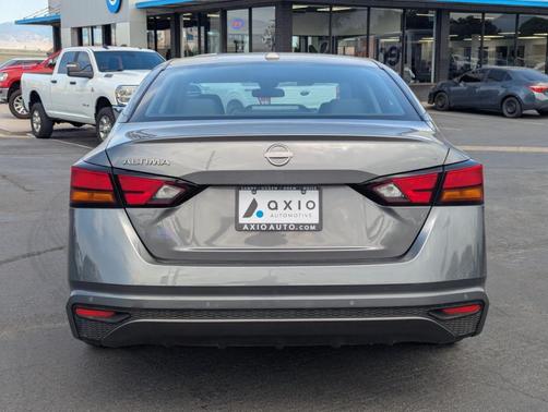 Gun Metallic 2025 Nissan Altima SV