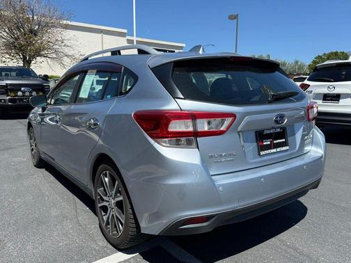 Ice Silver Metallic 2017 Subaru Impreza 2.0i Limited