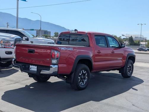 2021 Toyota Tacoma 