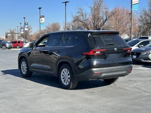 2025 Toyota Grand Highlander LE