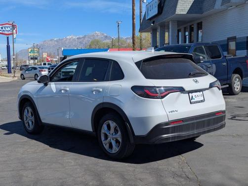 2023 Honda HR-V LX