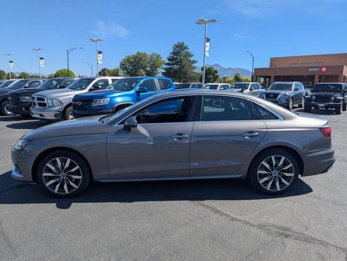 Terra Gray Metallic 2021 Audi A4 40 Premium