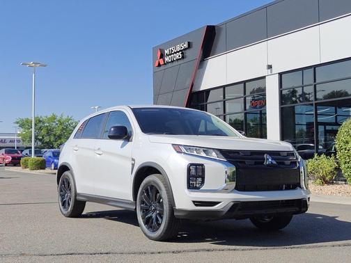 2025 Mitsubishi Outlander Sport 2.0 LE