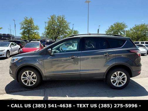 Magnetic 2018 Ford Escape SE