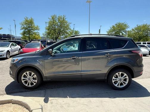 Magnetic 2018 Ford Escape SE