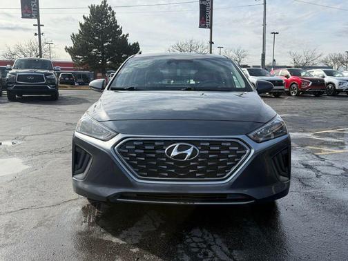 2020 Hyundai IONIQ Hybrid Blue