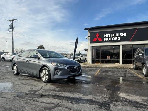 2020 Hyundai IONIQ Hybrid Blue