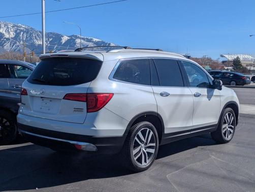 2017 Honda Pilot Touring