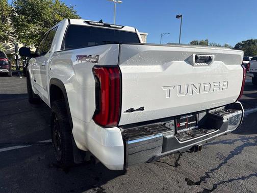 Ice 2023 Toyota Tundra SR5
