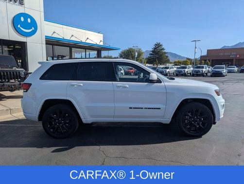2022 Jeep Grand Cherokee WK Laredo