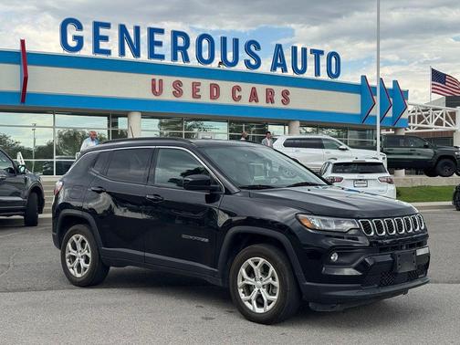 Diamond Black 2024 Jeep Compass Latitude