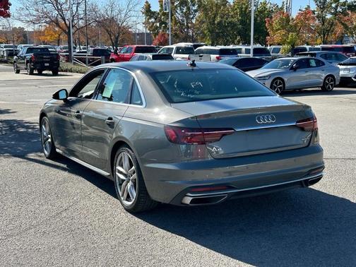 2024 Audi A4 45 S line quattro Premium