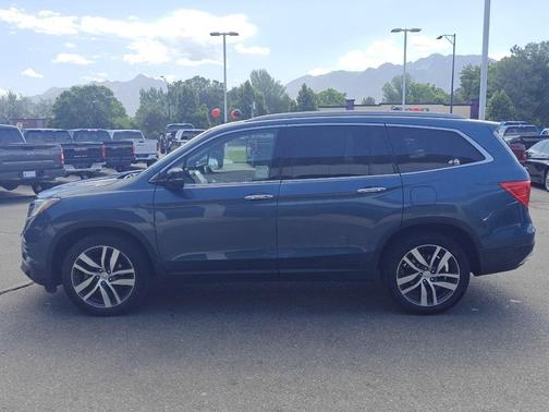 2017 Honda Pilot Touring