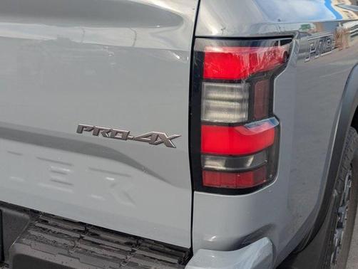 2022 Nissan Frontier PRO-4X