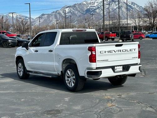 2022 Chevrolet Silverado 1500 Custom