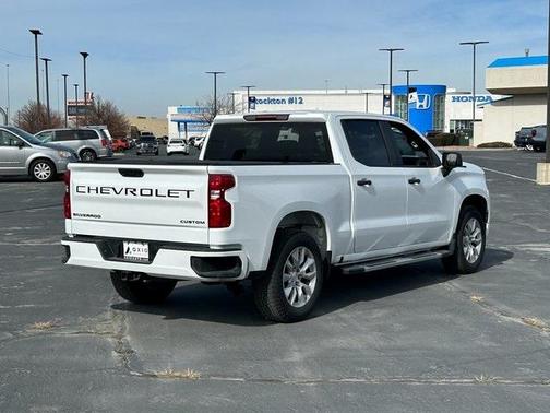 2022 Chevrolet Silverado 1500 Custom