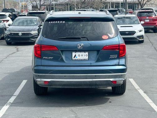 Blue 2017 Honda Pilot Touring