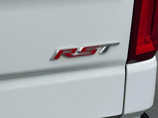 Summit White 2020 Chevrolet Silverado 1500 RST