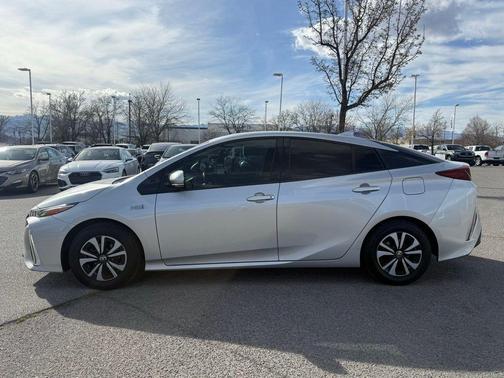 2019 Toyota Prius Prime Plus