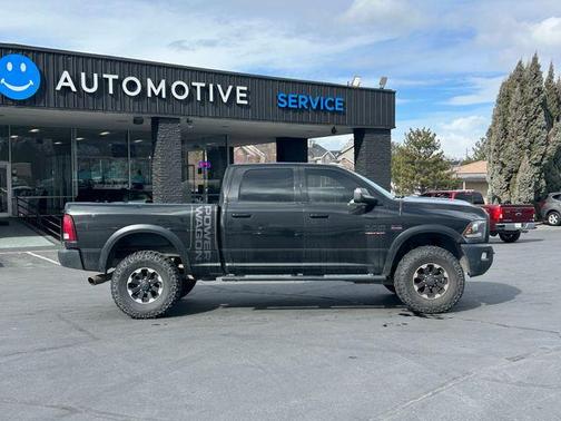 Brilliant Black Crystal Pearlcoat 2017 RAM 2500 Power Wagon