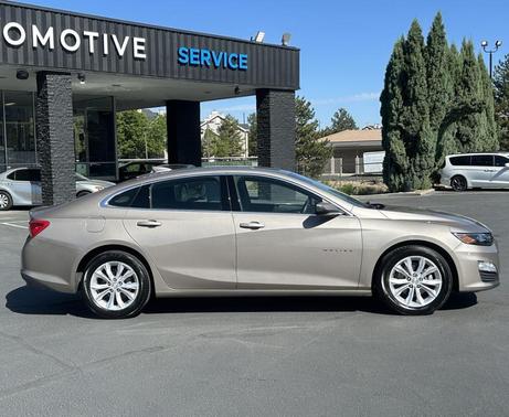 Mineral Gray Metallic 2023 Chevrolet Malibu LT