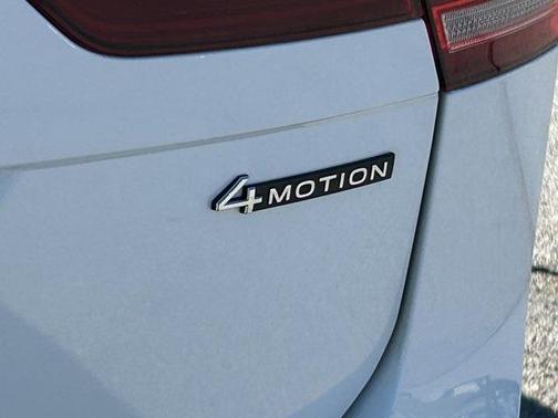 2024 Volkswagen Tiguan 2.0T Wolfsburg Edition