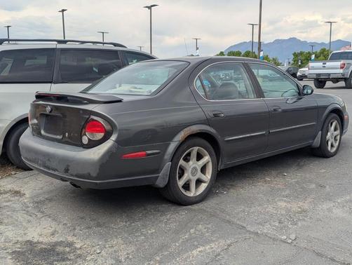 2000 Nissan Maxima