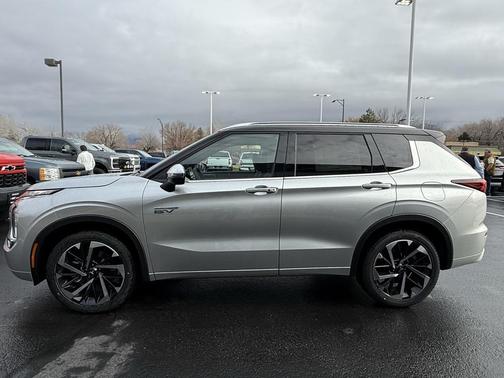 2025 Mitsubishi Outlander PHEV SEL EDITION