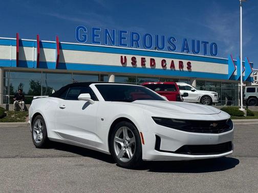 Summit White 2020 Chevrolet Camaro 1LT