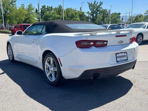 Summit White 2020 Chevrolet Camaro 1LT