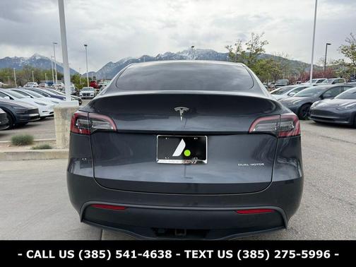 Midnight Silver Metallic 2021 Tesla Model Y Long Range