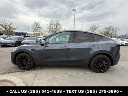 Midnight Silver Metallic 2021 Tesla Model Y Long Range