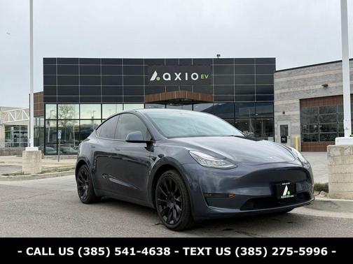 Midnight Silver Metallic 2021 Tesla Model Y Long Range